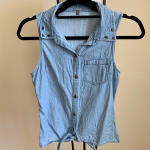 Charlotte Russe Tie Front Button up Top